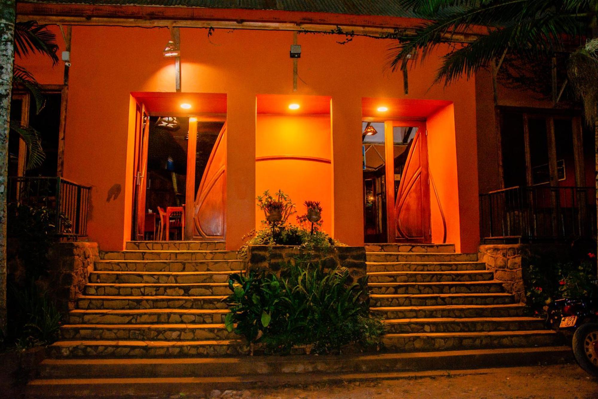 Babylon Lodge Marangu Exterior foto